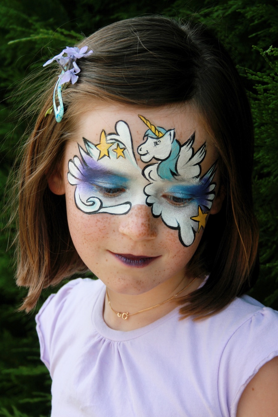 Einhorn schminken