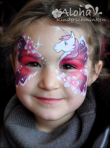 Face painting for festivals and celebrations in the Munich area