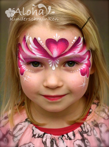 Face painting for weddings and family celebrations in the Munich region